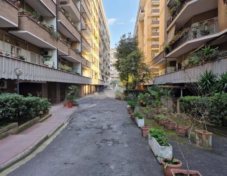 appartamento in vendita a Roma in zona Collatino