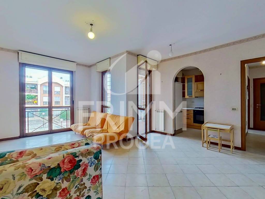 appartamento in vendita a Roma in zona Lunghezza