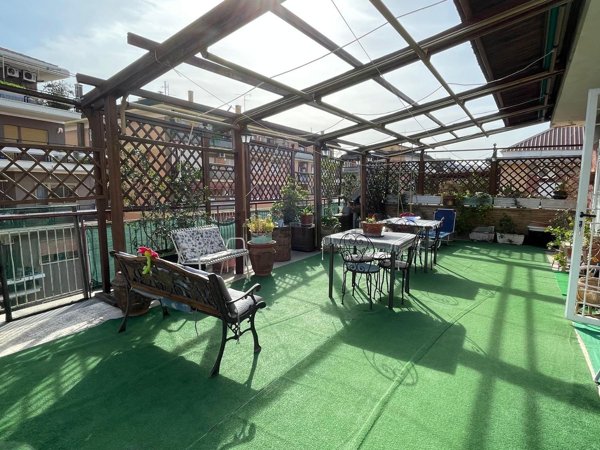 appartamento in vendita a Roma in zona Ponte Mammolo