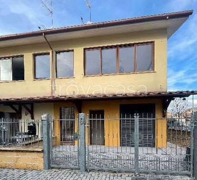 casa indipendente in vendita a Roma in zona Colle del Sole