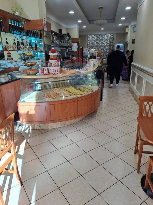negozio in vendita a Roma in zona Aurelio