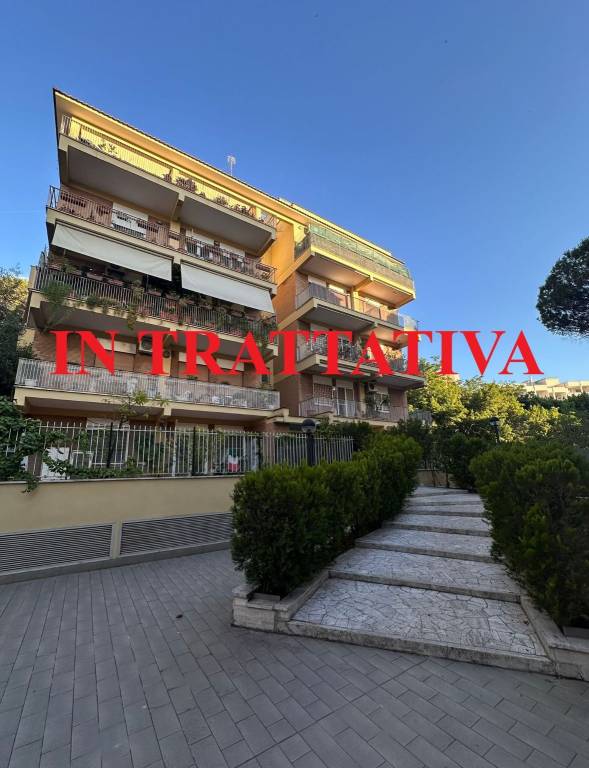 appartamento in vendita a Roma in zona Aurelio