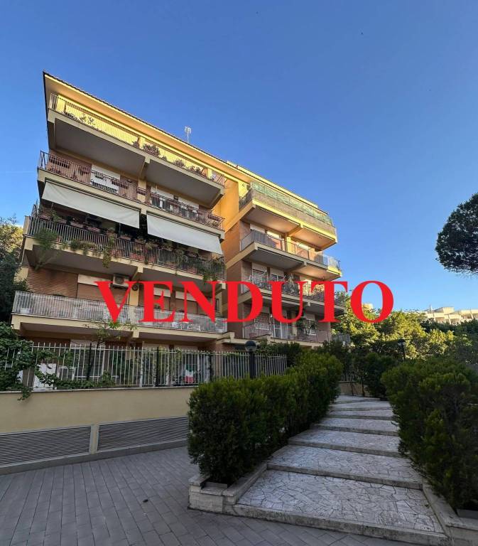appartamento in vendita a Roma in zona Aurelio