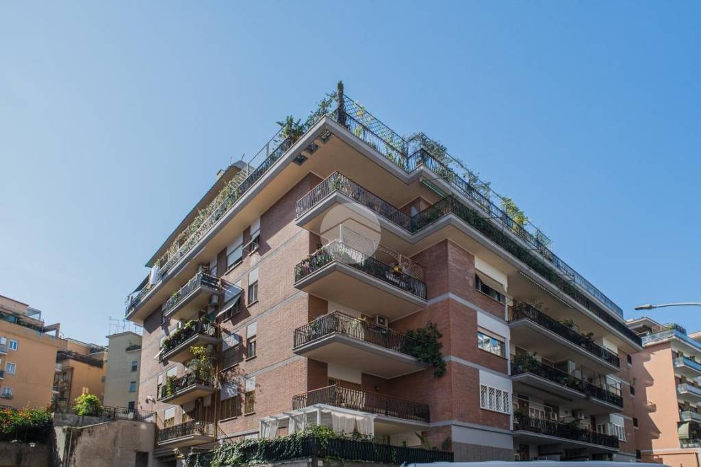 appartamento in vendita a Roma in zona Gianicolense