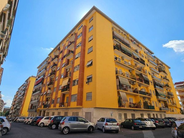 appartamento in vendita a Roma in zona Appio Latino