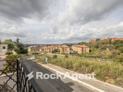 casa indipendente in vendita a Roma
