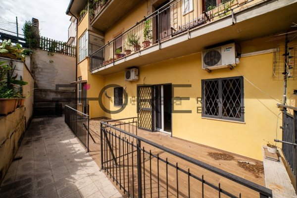 appartamento in vendita a Roma in zona Sette Bagni