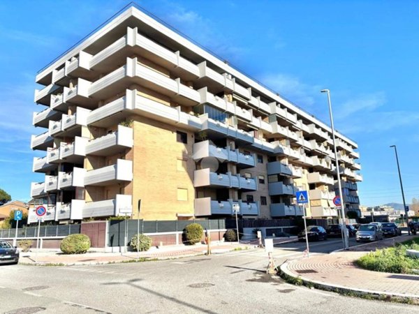 appartamento in vendita a Roma in zona Monte Sacro/Talenti