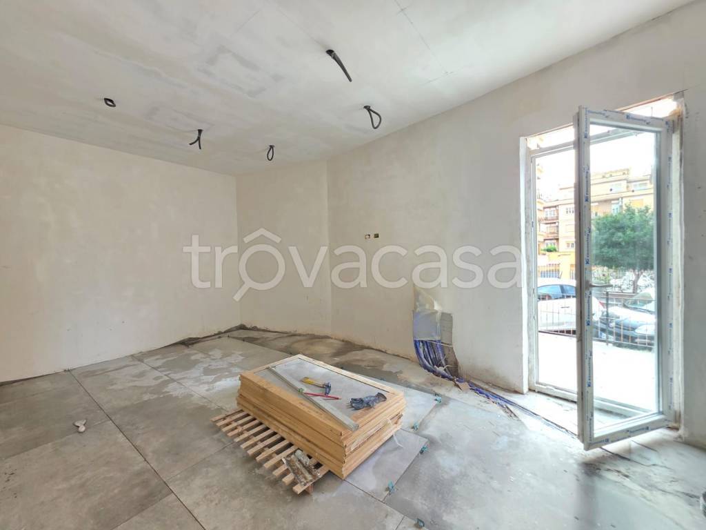 appartamento in vendita a Roma in zona Primavalle