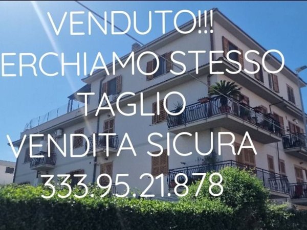 appartamento in vendita a Roma in zona Giardini di Corcolle