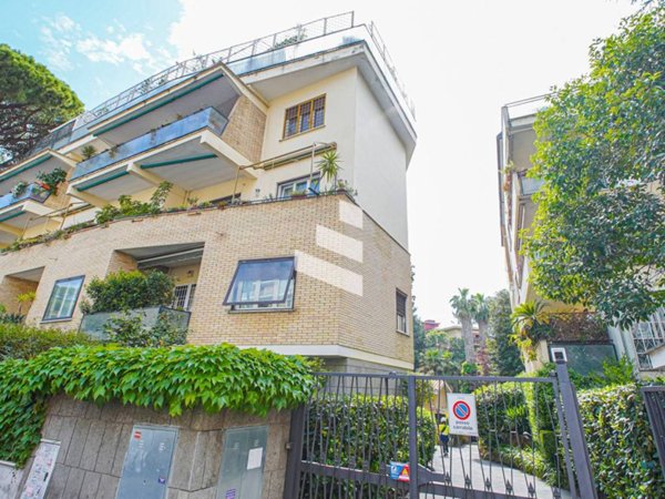 appartamento in vendita a Roma in zona Della Vittoria