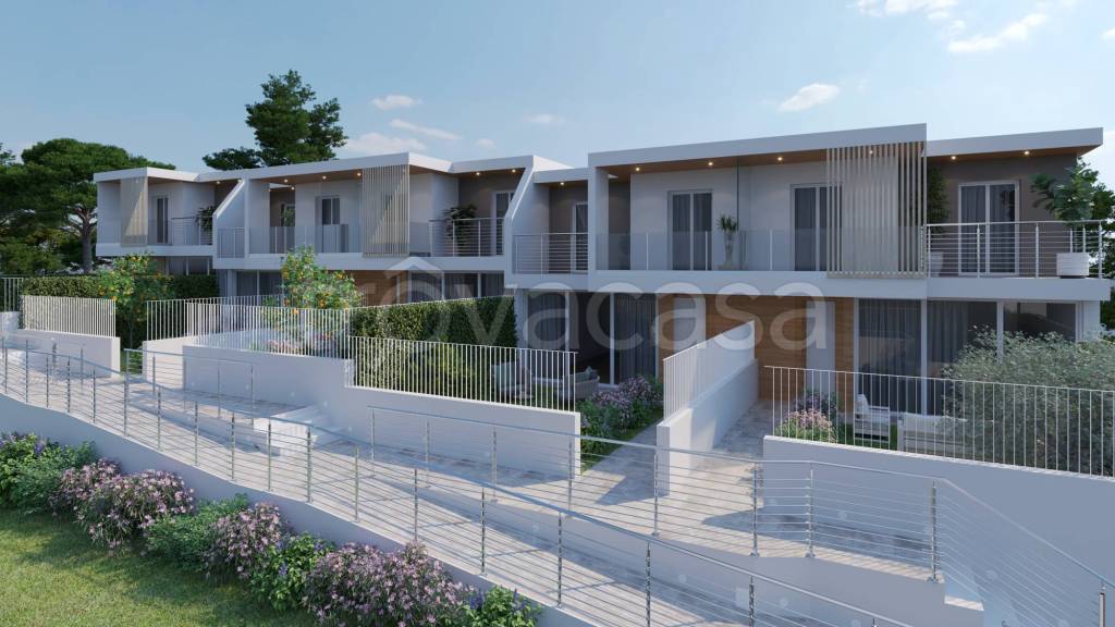 casa indipendente in vendita a Roma in zona Tuscolano