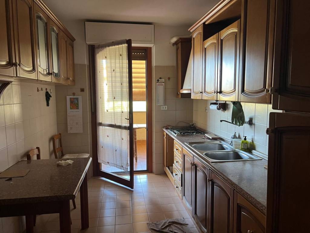 appartamento in vendita a Roma in zona Dragona/Bagnoletto