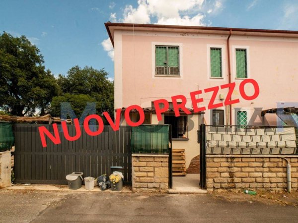 appartamento in vendita a Roma in zona Castel di Leva
