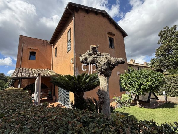 casa indipendente in vendita a Roma in zona Gianicolense