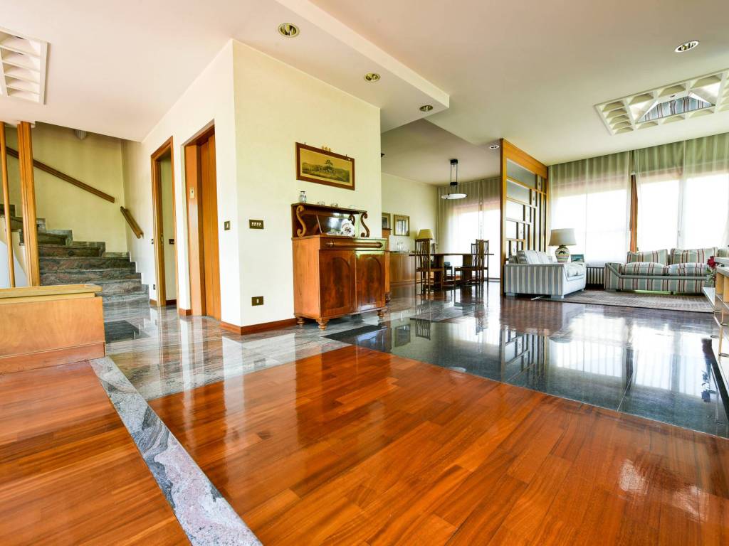 casa indipendente in vendita a Roma in zona Casal Palocco