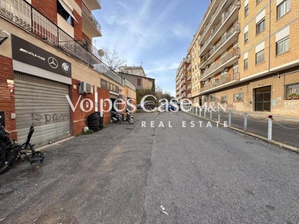 negozio in vendita a Roma in zona Pietralata