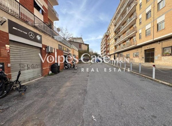 negozio in vendita a Roma in zona Pietralata
