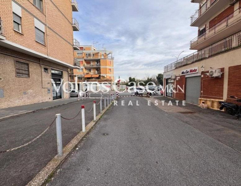 negozio in vendita a Roma in zona Pietralata