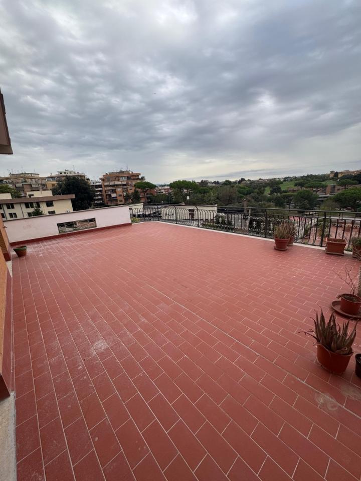 appartamento in vendita a Roma in zona Monte Sacro/Talenti