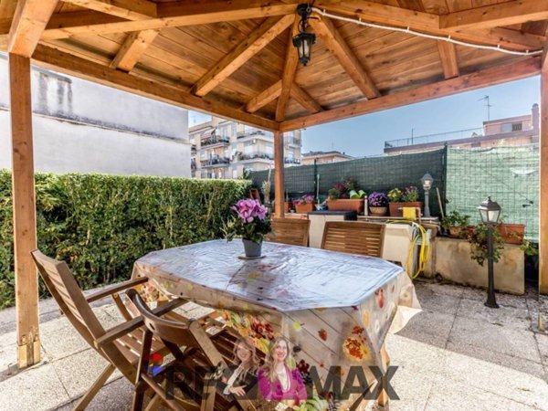 appartamento in vendita a Roma in zona Acilia