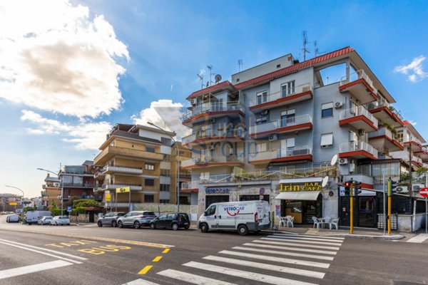 appartamento in vendita a Roma in zona Portuense