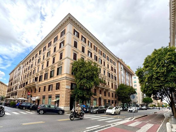 appartamento in vendita a Roma in zona Della Vittoria