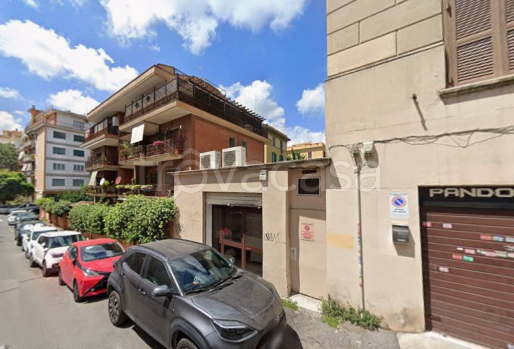 monolocale in vendita a Roma in zona Gianicolense