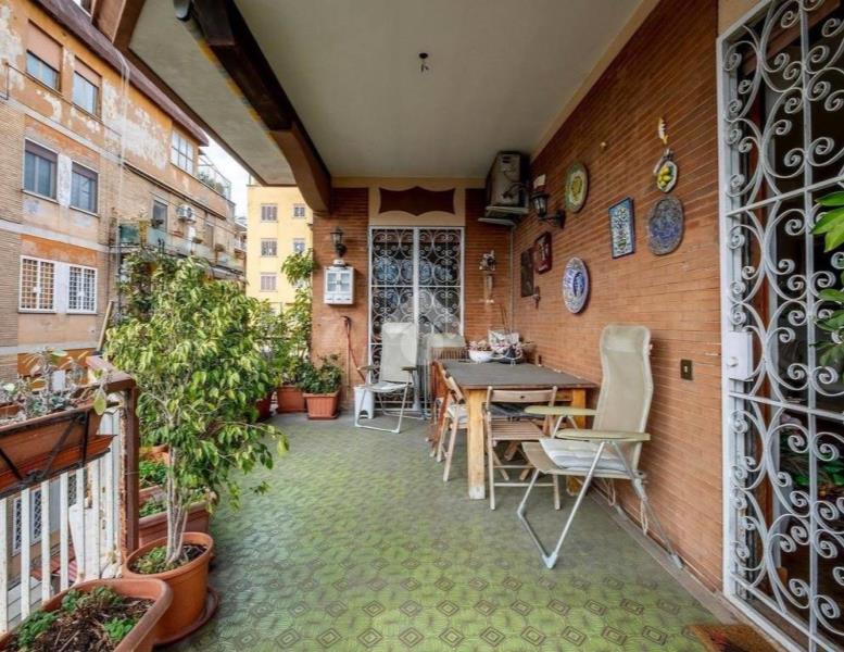appartamento in vendita a Roma in zona Monte Sacro/Talenti