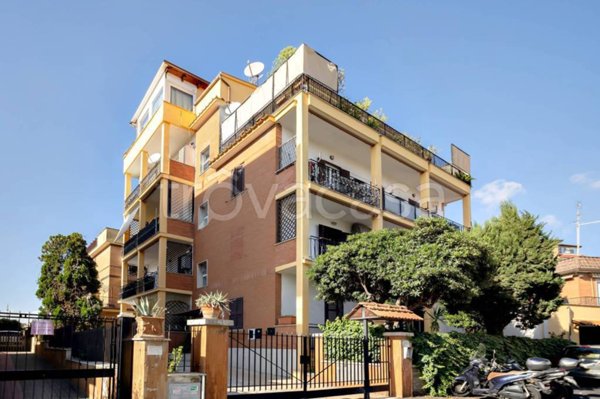 appartamento in vendita a Roma in zona Torrevecchia