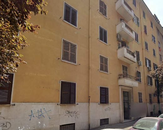 appartamento in vendita a Roma in zona Tuscolano