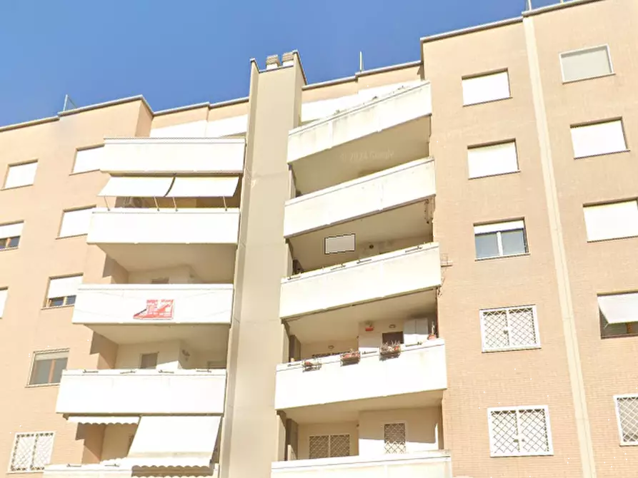 appartamento in vendita a Roma in zona Ponte di Nona
