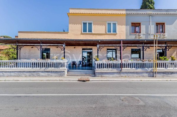 quadrivano in vendita a Roma in zona Magliana Vecchia