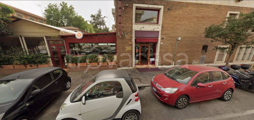 negozio in vendita a Roma in zona Nomentano