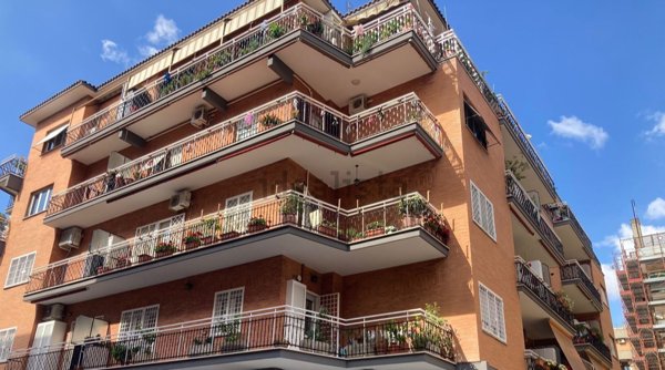 appartamento in vendita a Roma in zona Collatino