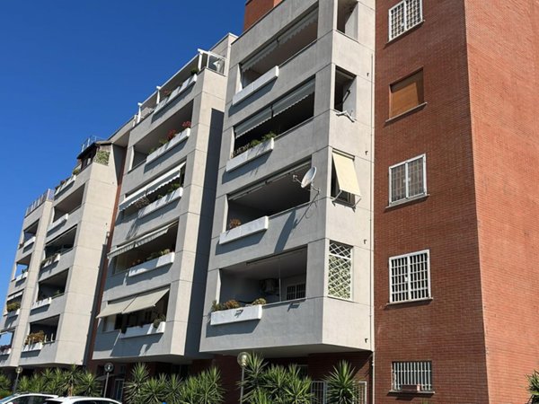 appartamento in vendita a Roma in zona Ostia