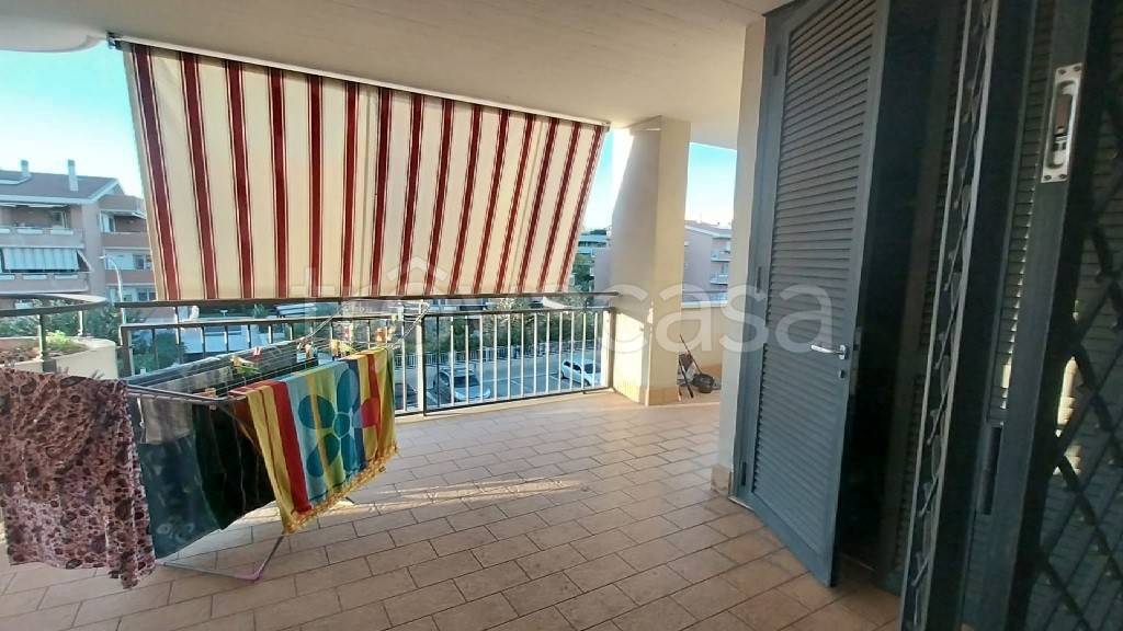 appartamento in vendita a Roma in zona EUR