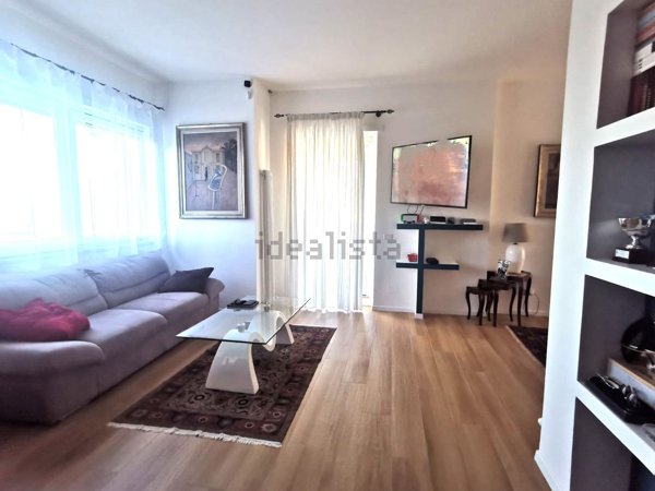 appartamento in vendita a Roma in zona Tomba di Nerone