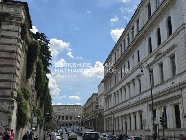 appartamento in vendita a Roma in zona Centro Storico