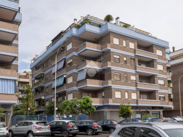 appartamento in vendita a Roma in zona Ostia
