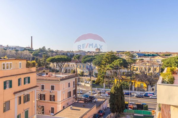 appartamento in vendita a Roma in zona Portuense