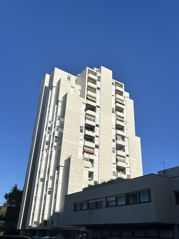 casa indipendente in vendita a Roma in zona Ostiense