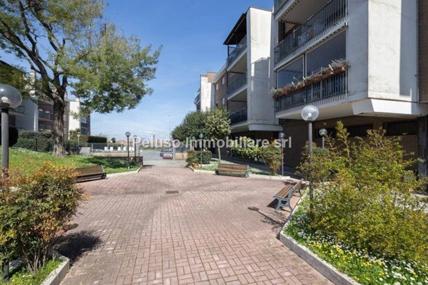 appartamento in vendita a Roma in zona Castel di Leva