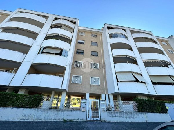 appartamento in vendita a Roma in zona Ponte di Nona