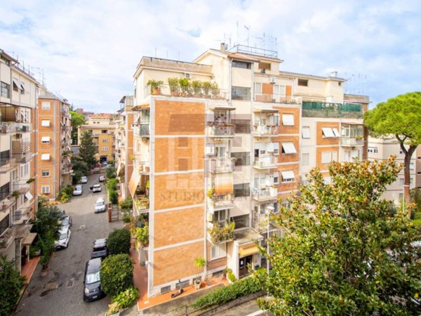 appartamento in vendita a Roma in zona Monte Sacro/Talenti