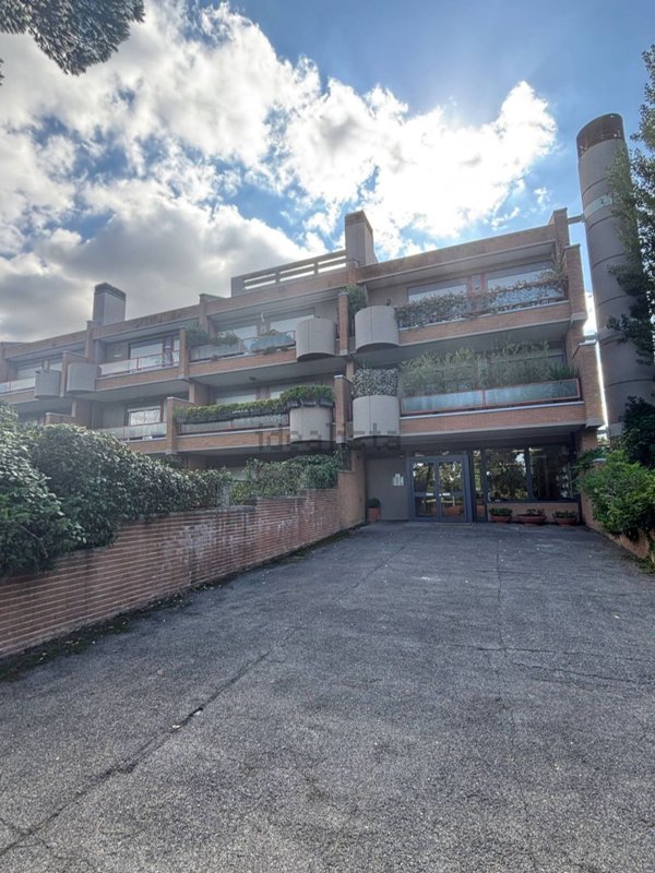 appartamento in vendita a Roma in zona Olgiata