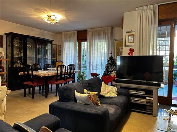 casa indipendente in vendita a Roma in zona Trigoria
