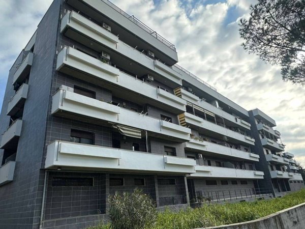 appartamento in vendita a Roma in zona Romanina