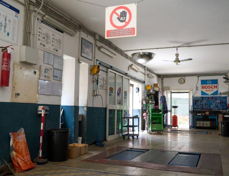 ufficio in vendita a Roma in zona Portuense