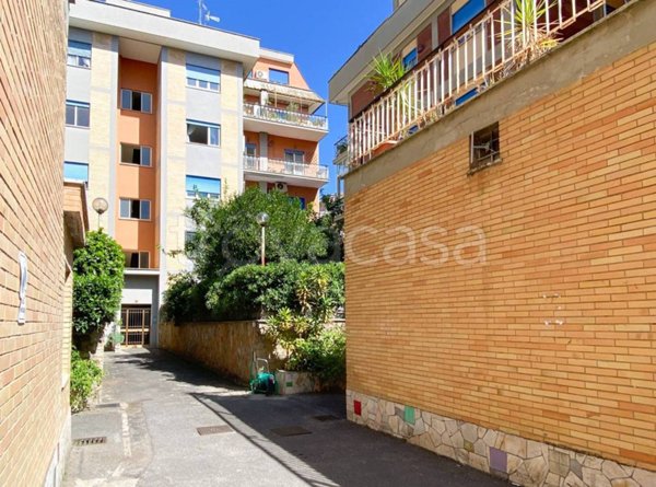 appartamento in vendita a Roma in zona Torrevecchia
